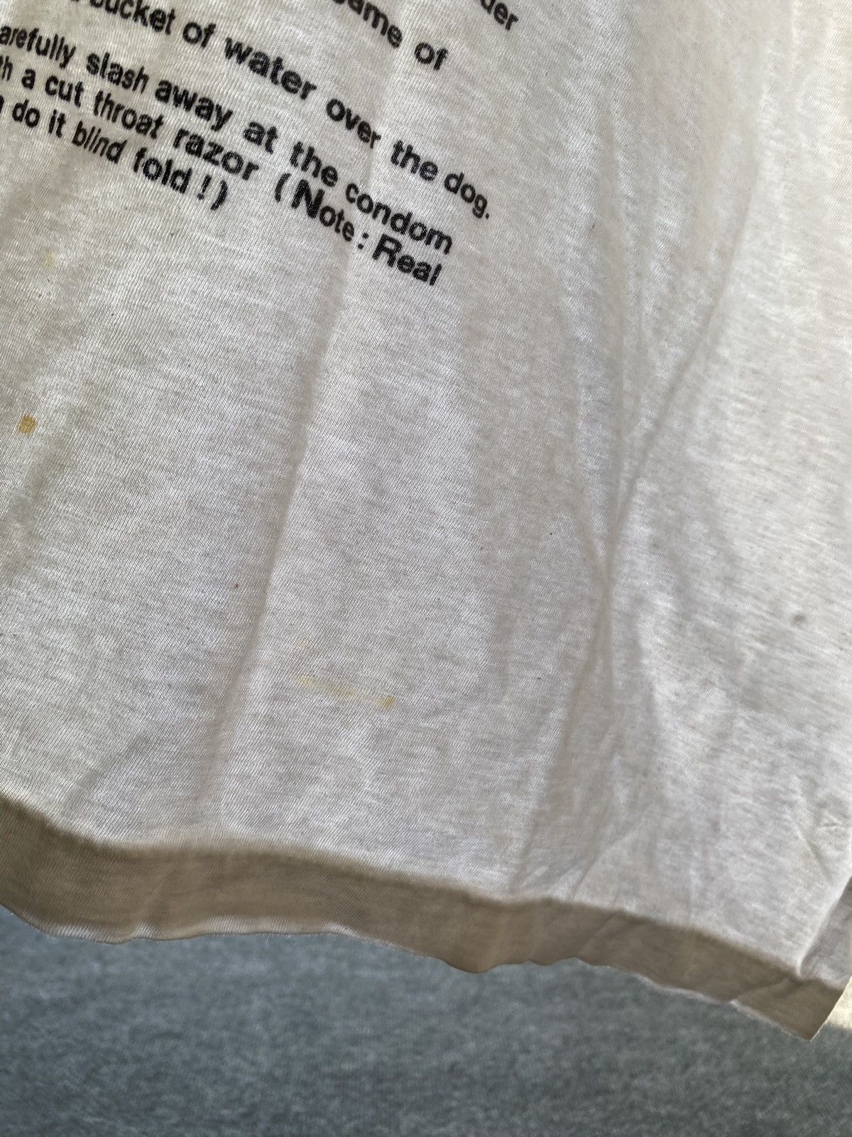 Other 🔥Vntg Humor Funny Adult 18+ How To Use Condom Rare Tee Size US L / EU 52-54 / 3 - 14 Thumbnail