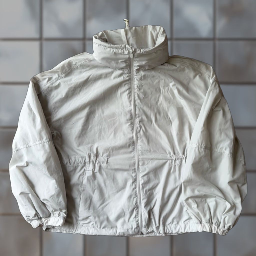 Lululemon Lightweight Jacket Women 10 Gray Full Zip Windbreaker Casual All Seasons Short Sleeve Long Sleeve Nylon Zip Logo