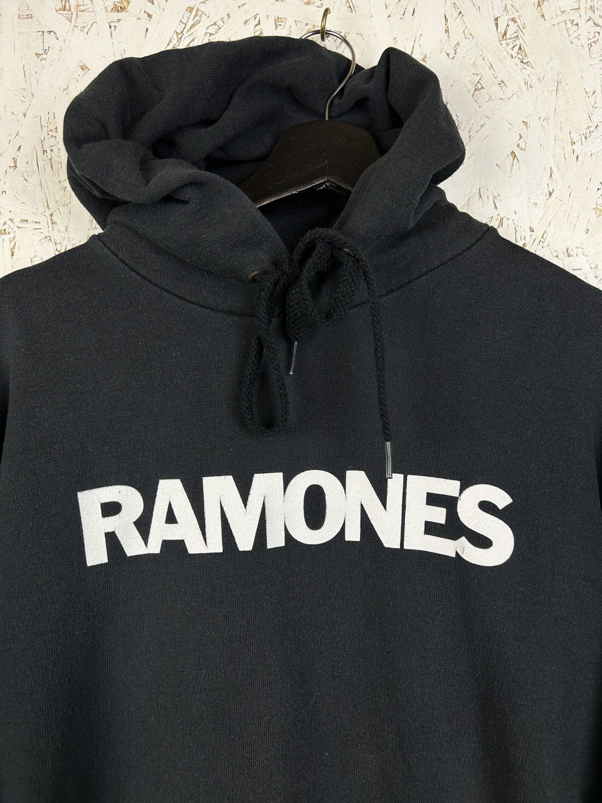 Band Tees 00s Vintage Ramones Punk Rock Band Look Out Below Hoodie M Size US M / EU 48-50 / 2 - 5 Thumbnail