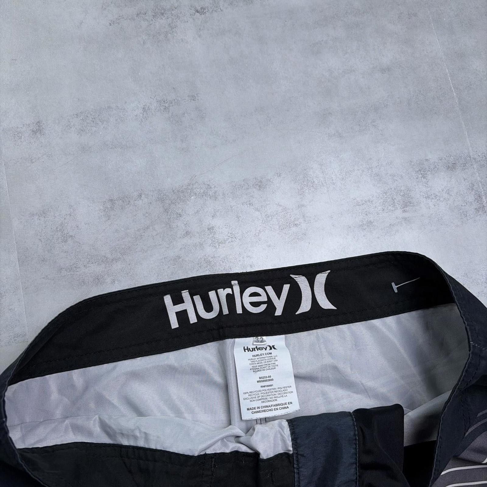 Hurley Y2K Black Hurley Grunge Surf Striped Baggy Board Shorts Size US 32 / EU 48 - 4 Thumbnail