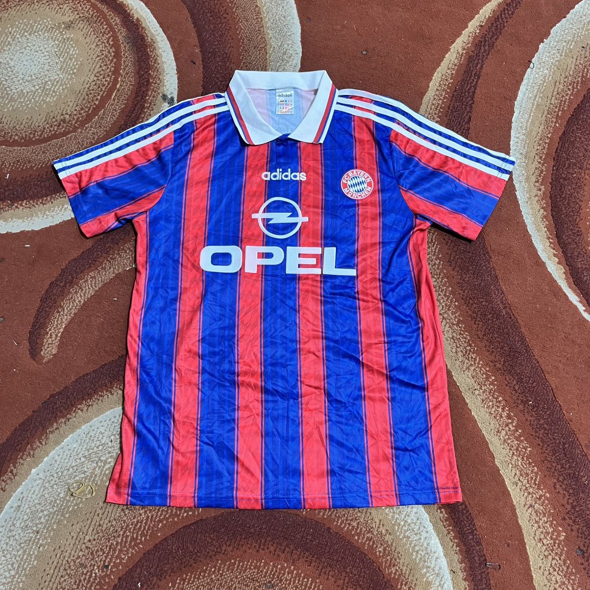 Adidas Vintage Adidas Bayern Munich 1995-97 Home Size US L / EU 52-54 / 3 - 1 Thumbnail