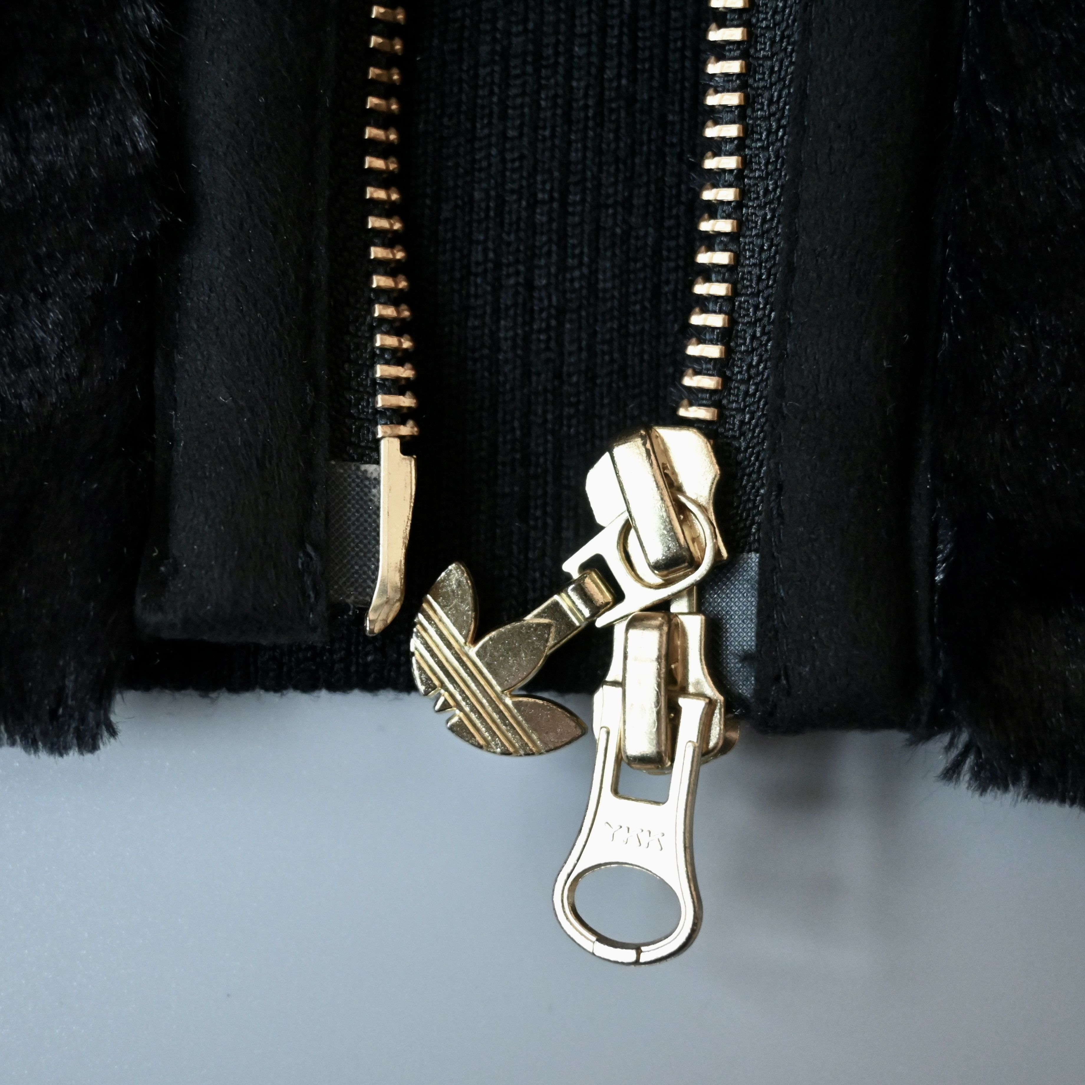 Adidas 2010s Adidas faux fur hooded jacket, gold three striped, XS Size US XS / EU 42 / 0 - 7 Thumbnail