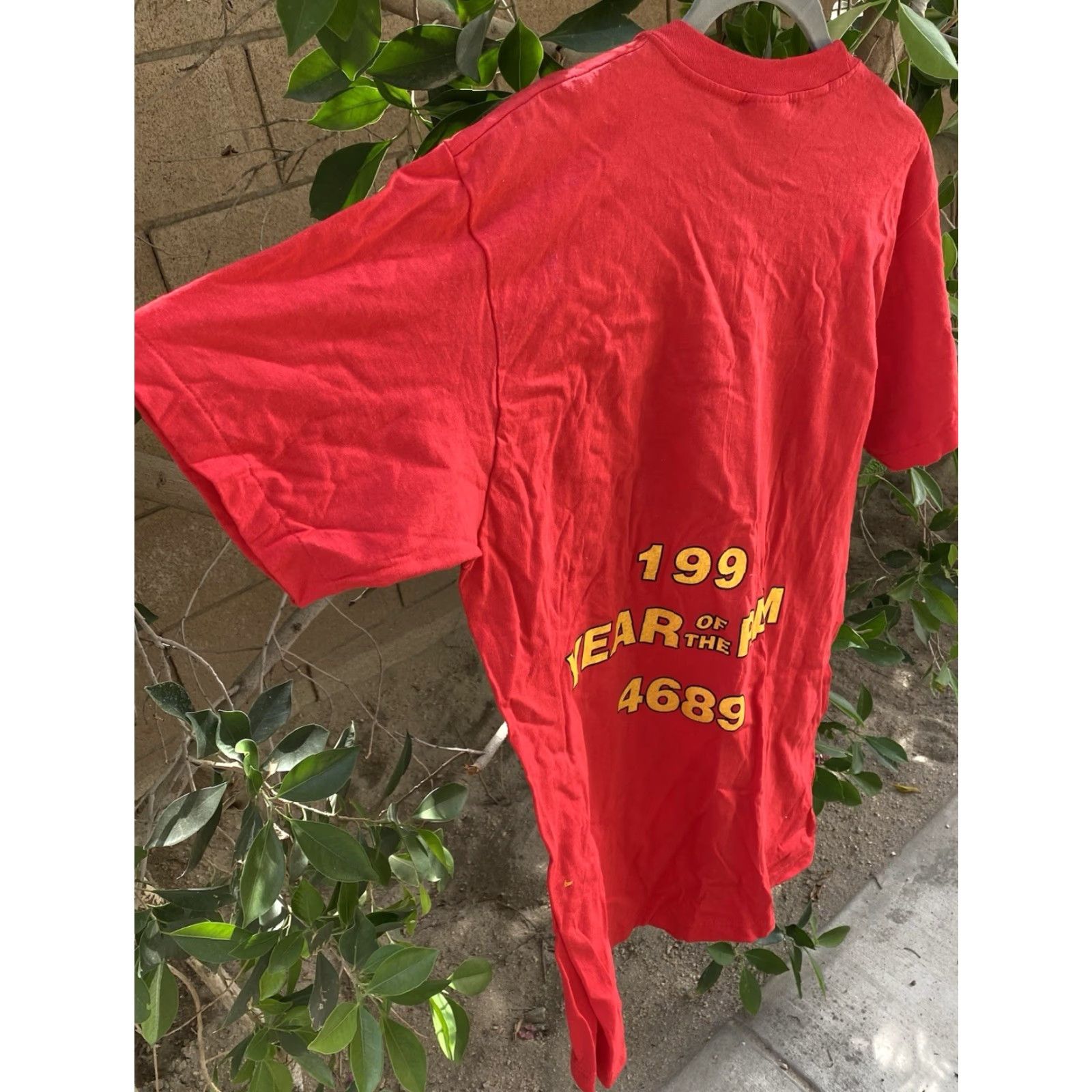 Hanes VINTAGE Hanes Year Of The Ram T-Shirt L USA Made Red Graphic Front Back 1991 90s Mens Size US L / EU 52-54 / 3 - 7 Thumbnail