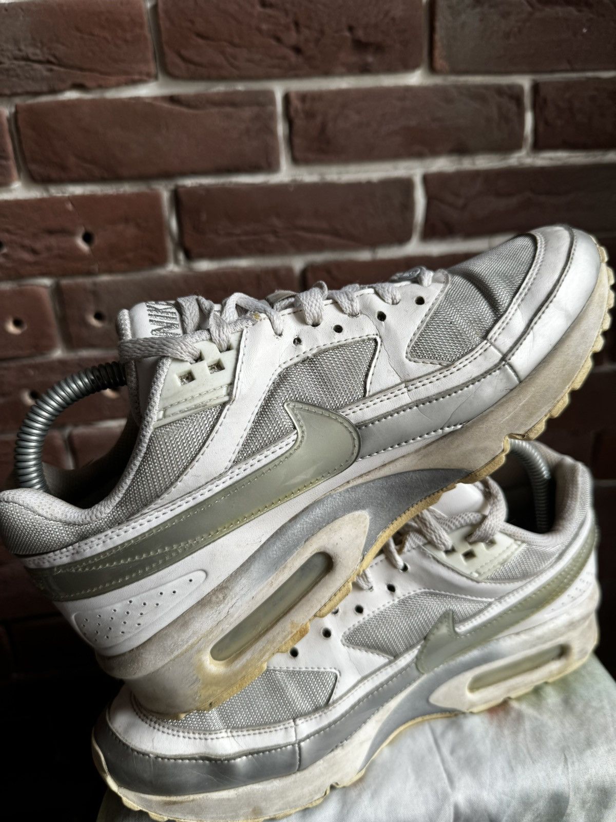 Nike Nike Air Max Classic Bw Vintage Y2k 2011 Silver Hype Kicks Size US 7 / EU 40 - 10 Thumbnail