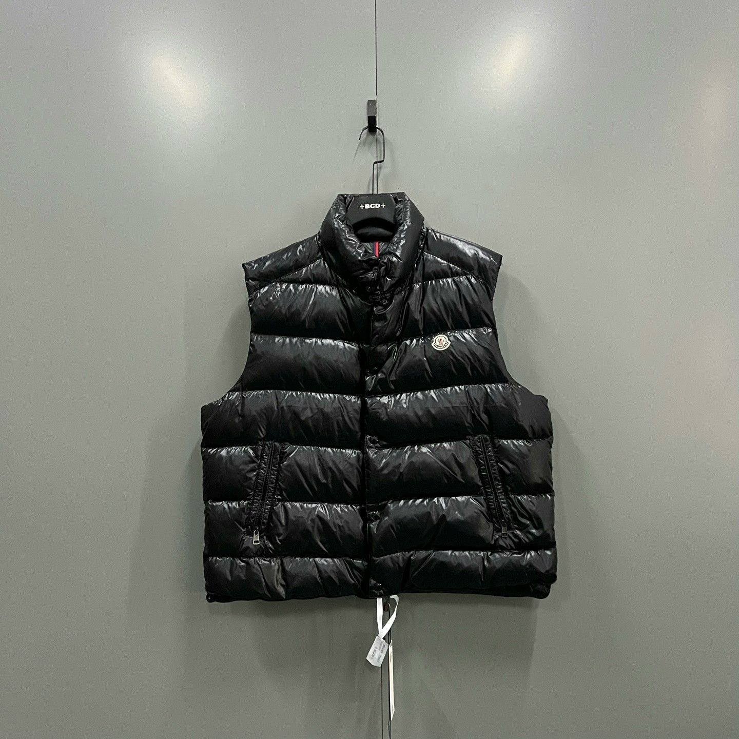 Moncler Moncler Black Logo Down Vest Size US M / EU 48-50 / 2 - 1 Thumbnail