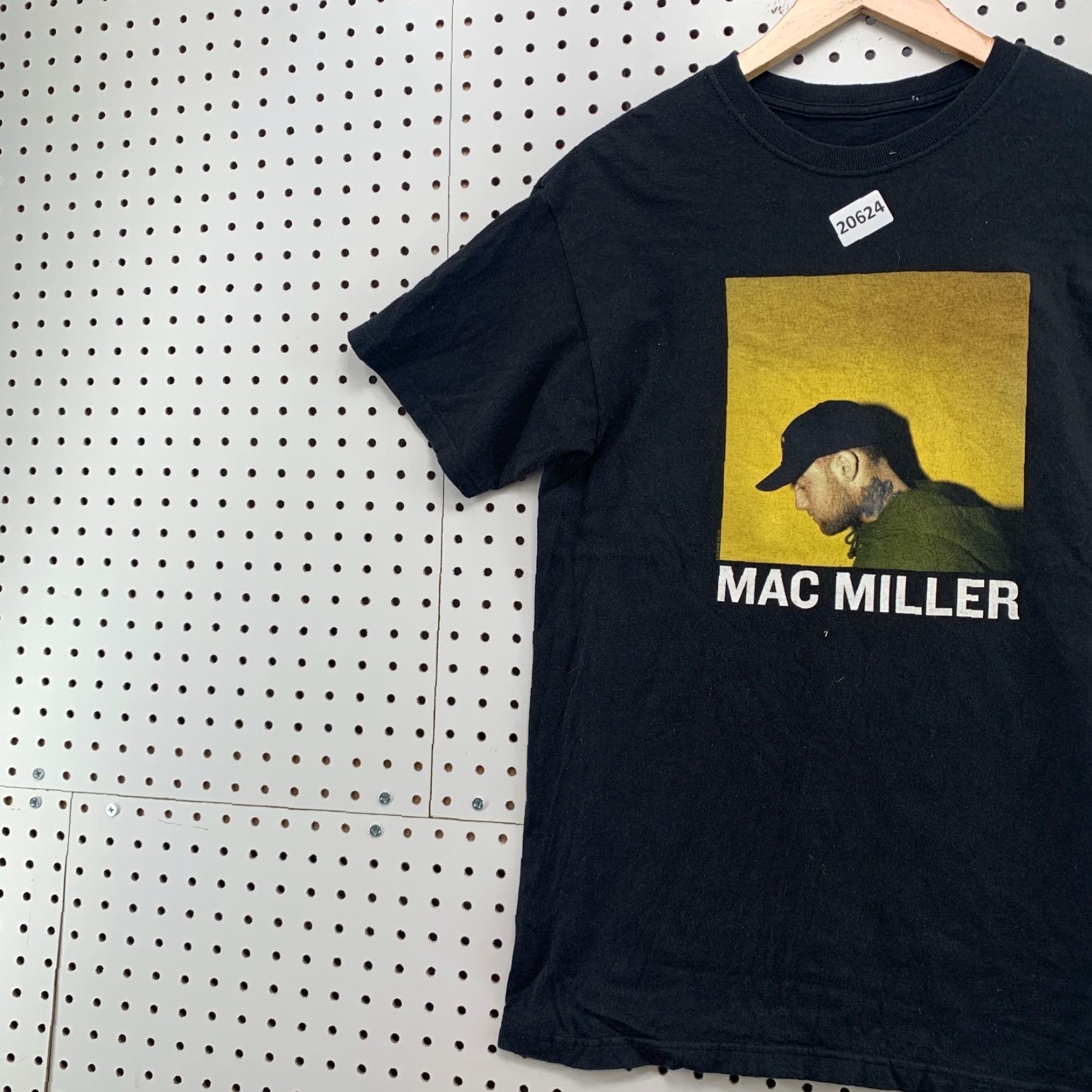 Vintage Mac Miller Shirt Adult Medium Black Portrait Graphic TEE Hip Hop Music Mens M Black 90s Event Theme Fans Size US M / EU 48-50 / 2 - 3 Thumbnail
