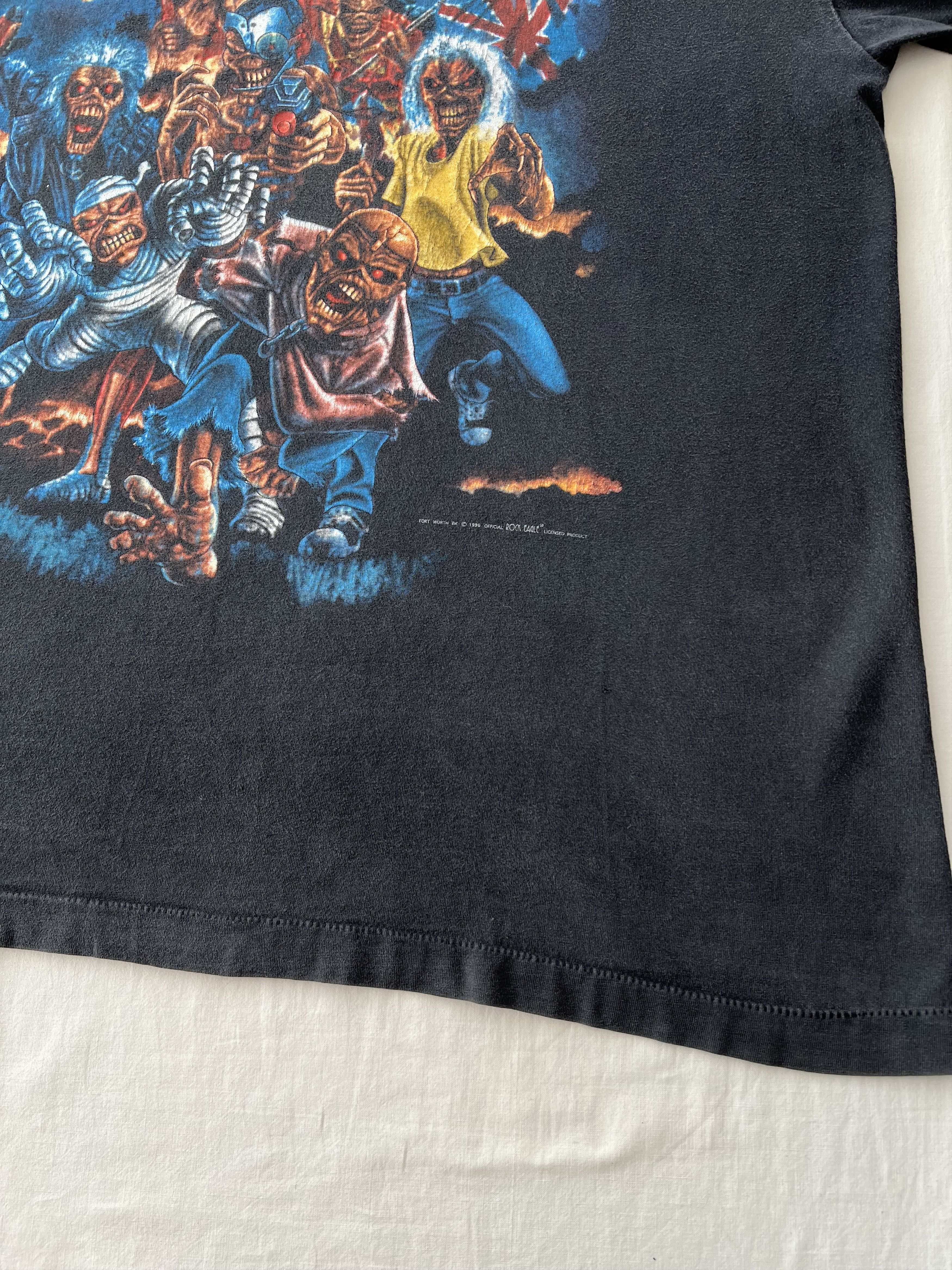 Band Tees Vintage 1996 Iron Maiden Best of the Beast Black T-shirt Size US XL / EU 56 / 4 - 11 Thumbnail