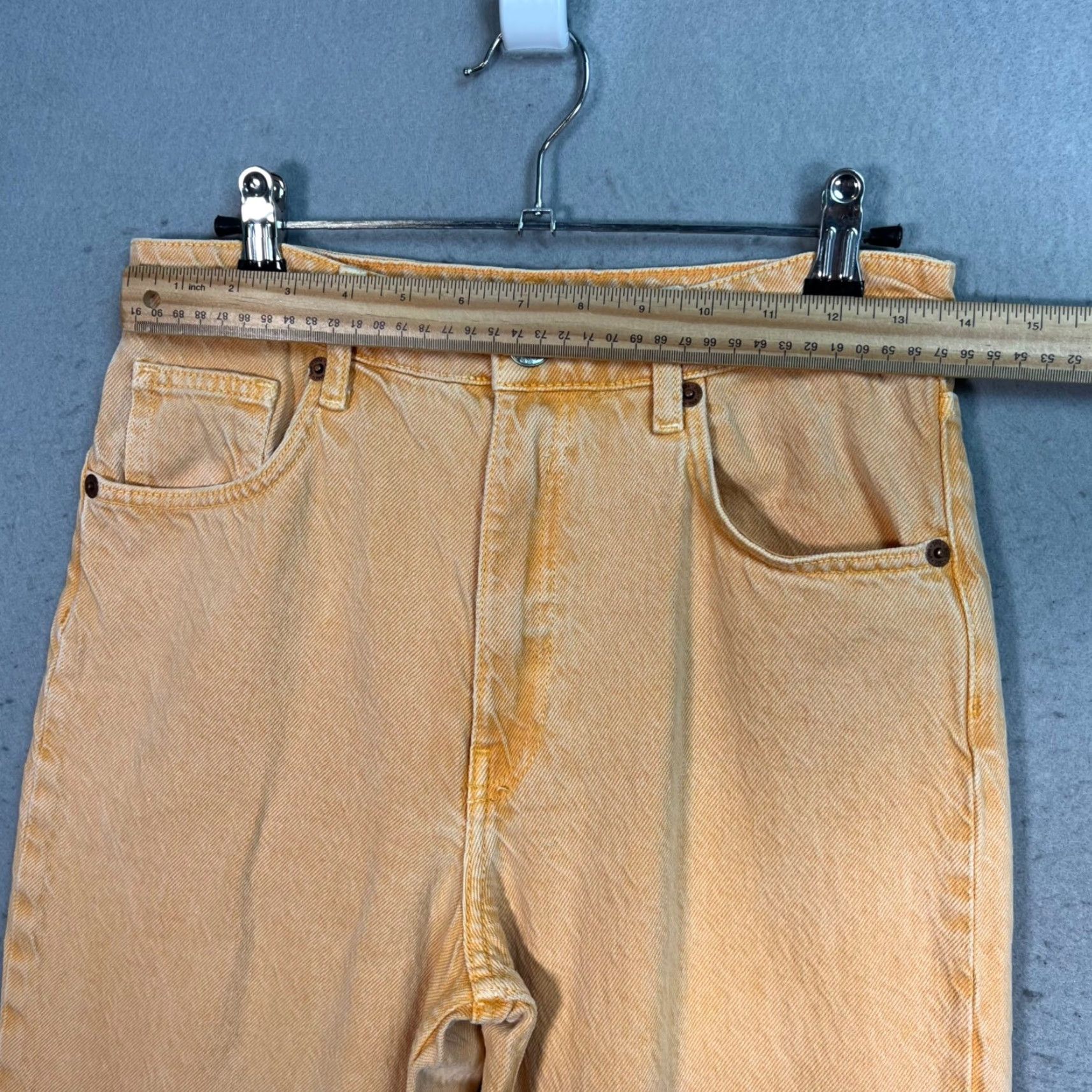 Zara VINTAGE Zara Yellow High-Waisted Frayed Hem Straight Leg Jeans Adult Womens 6 27x27 Denim Jeans Womens Size 28" / US 6 / IT 42 - 4 Thumbnail
