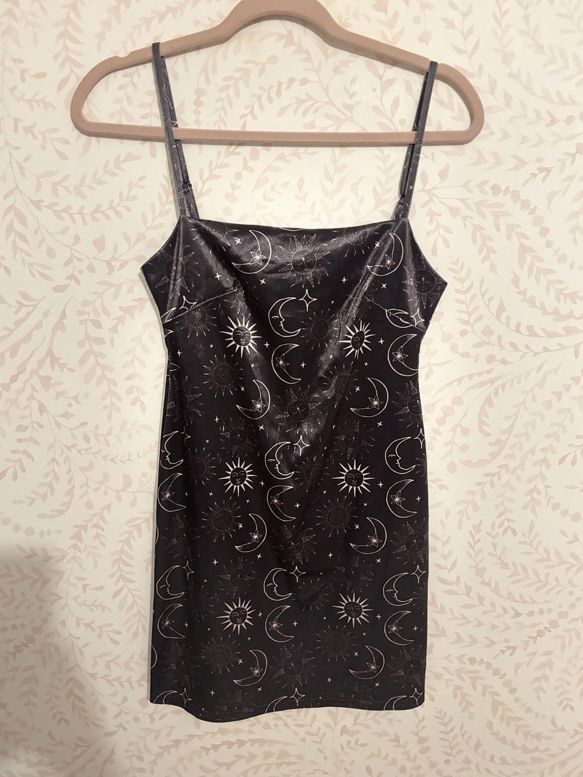 Urban Outfitters Urban Outfitters Celestial Print Slip Dress Size S / US 4 / IT 40 - 1 Thumbnail