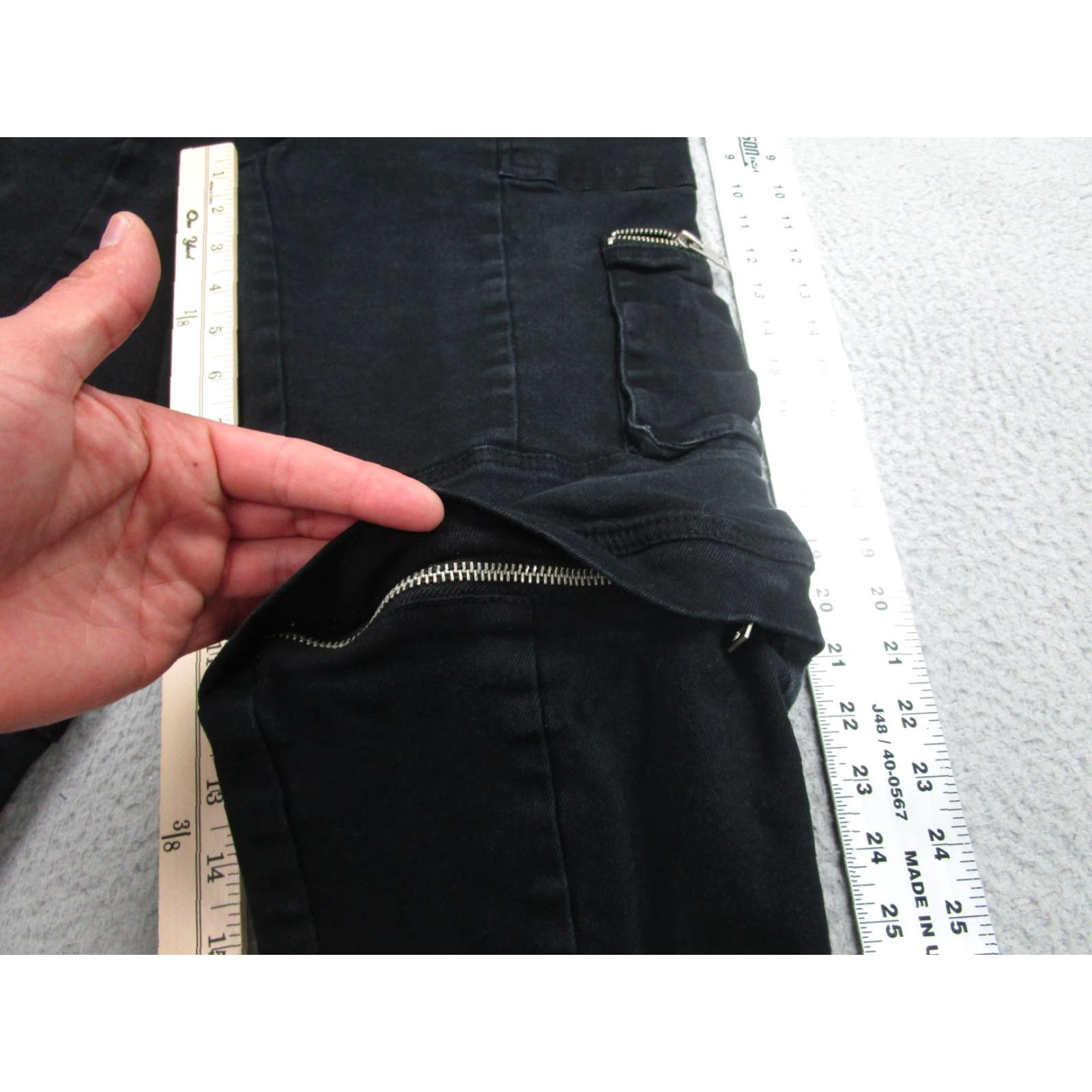 I.AM.GIA VINTAGE I.AM.GIA Pants Womens Medium Cargo Pants with Zip Off Legs Black Streetwear Utility Pockets Size 32" / US 10 / IT 46 - 3 Thumbnail