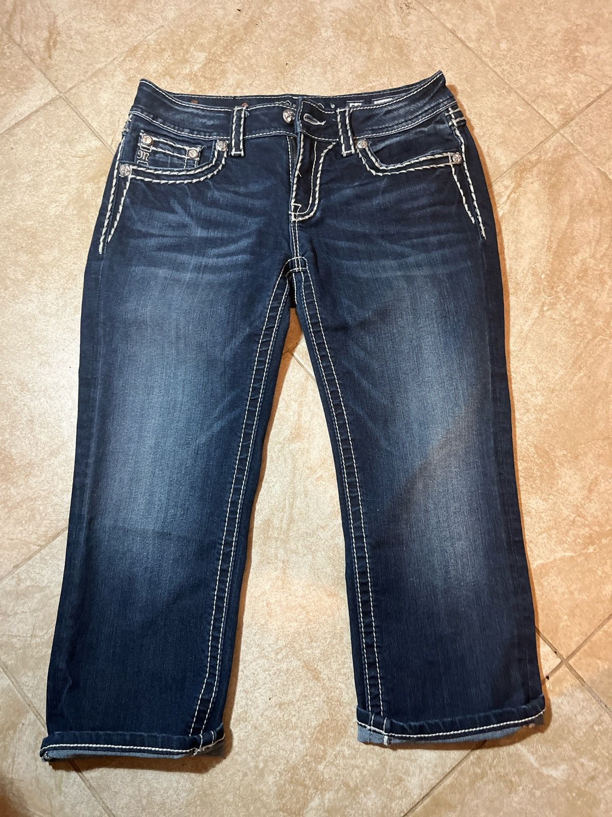 Miss Me Miss me low rise capri jeans Size 29" - 1 Thumbnail