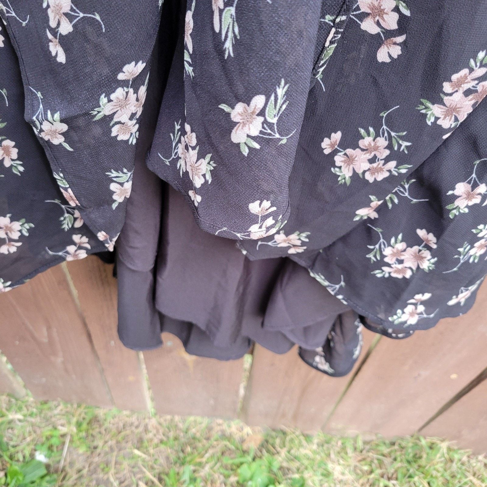 & Other Stories Sugar Lips Kim Balboa Floral Midi Dress S Flutter Sleeve Size S / US 4 / IT 40 - 7 Thumbnail