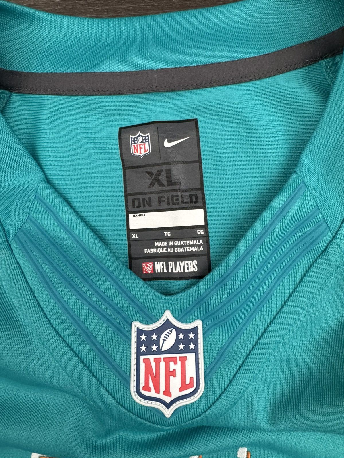 Nike Miami Dolphins Ryan Tannehill #17 NFL Stitched Aqua Jersey Size US XL / EU 56 / 4 - 5 Thumbnail