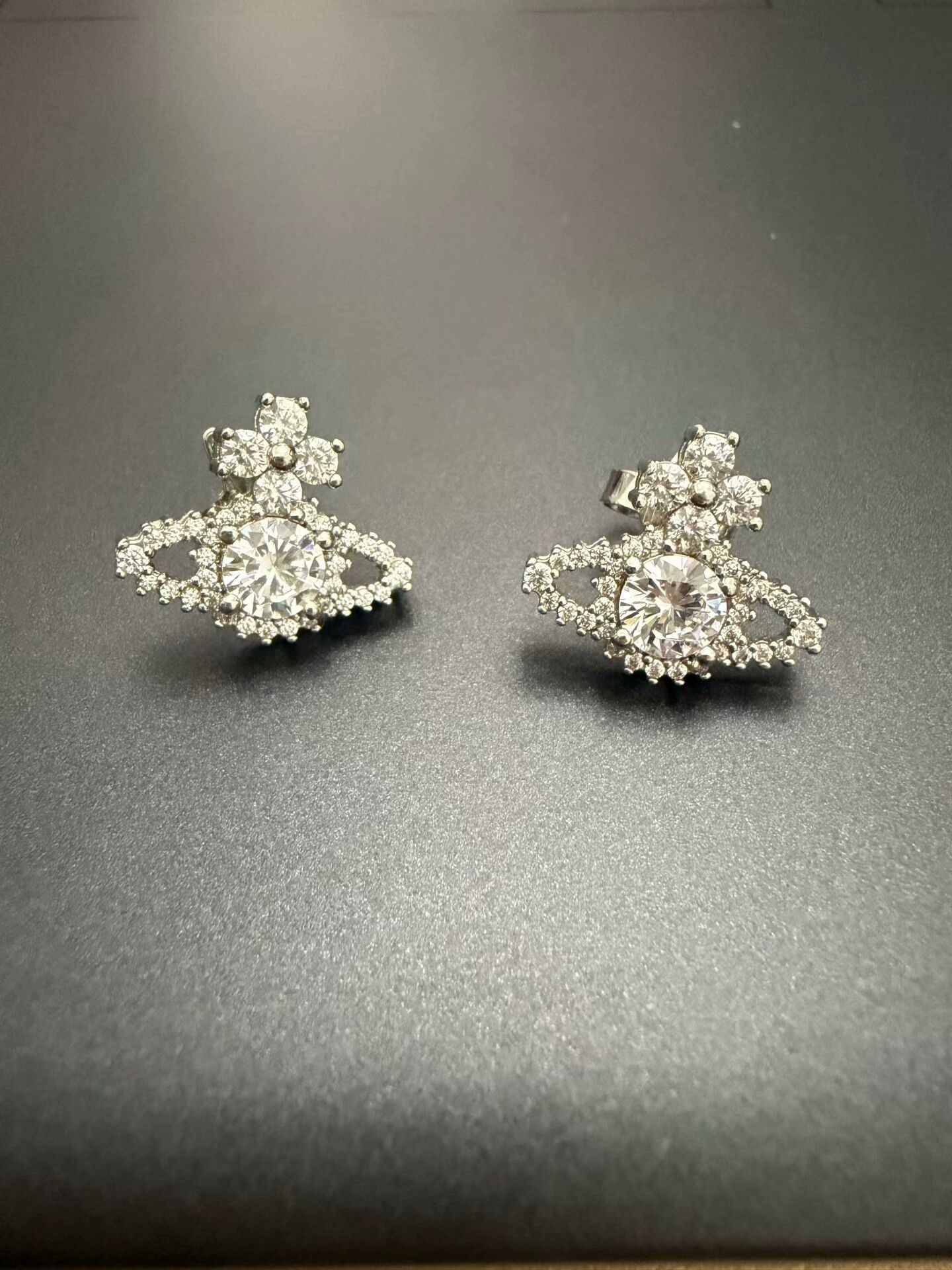 Vivienne Westwood Vivienne Westwood Saturn Earrings Size ONE SIZE - 1 Thumbnail