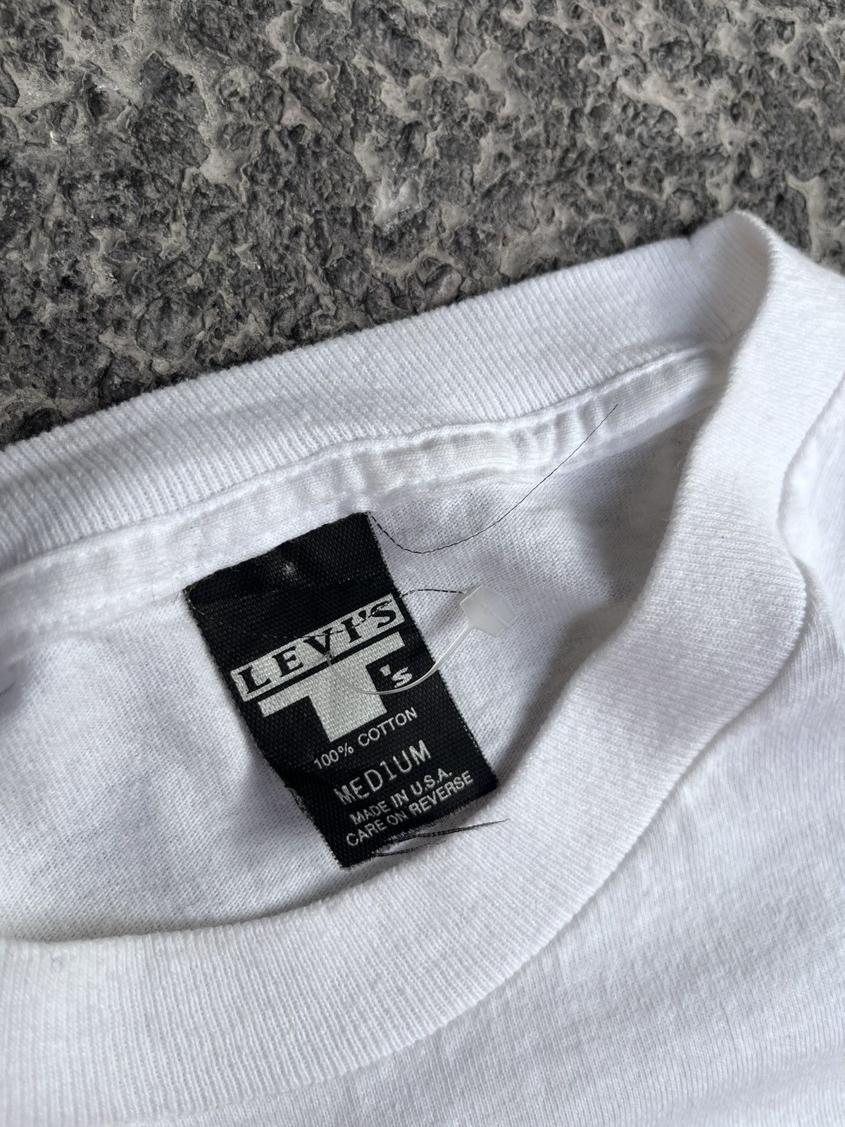 Levi's Vintage Clothing VINTAGE 90S LEVIS TEE Size US XXS / EU 40 - 4 Thumbnail