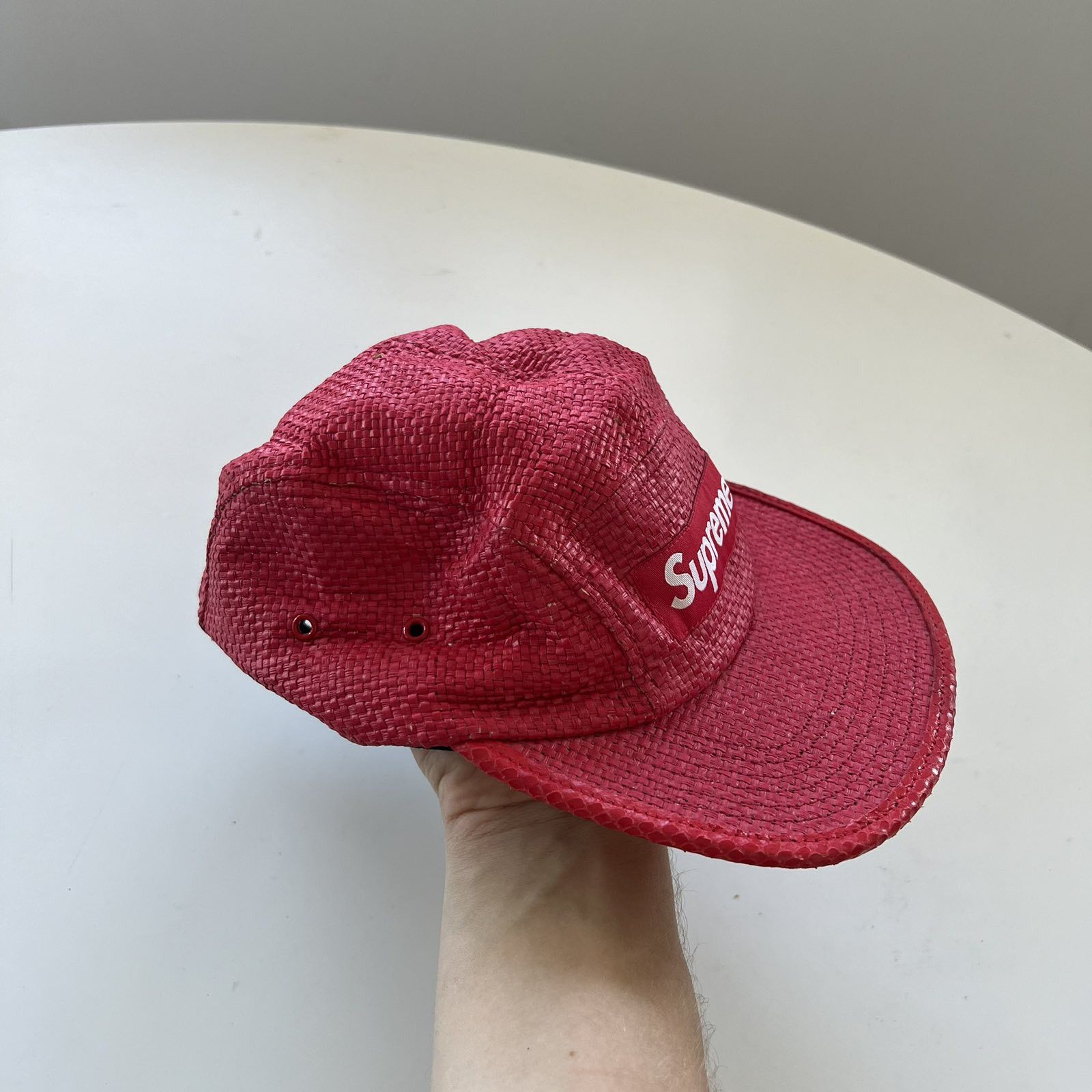 Supreme × Vintage Supreme straw 5 panel red cap Size ONE SIZE - 3 Thumbnail
