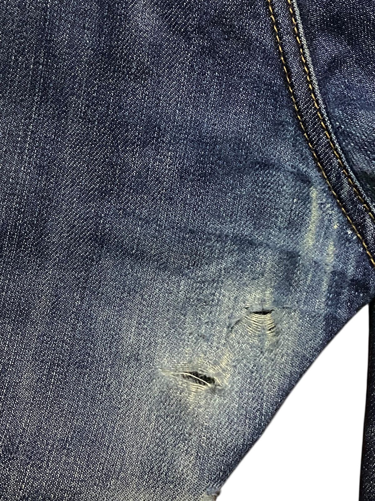 Japanese Brand Vintage Uniqlo Selvedge Blue Wash Distressed Jeans Size US 37 - 10 Thumbnail