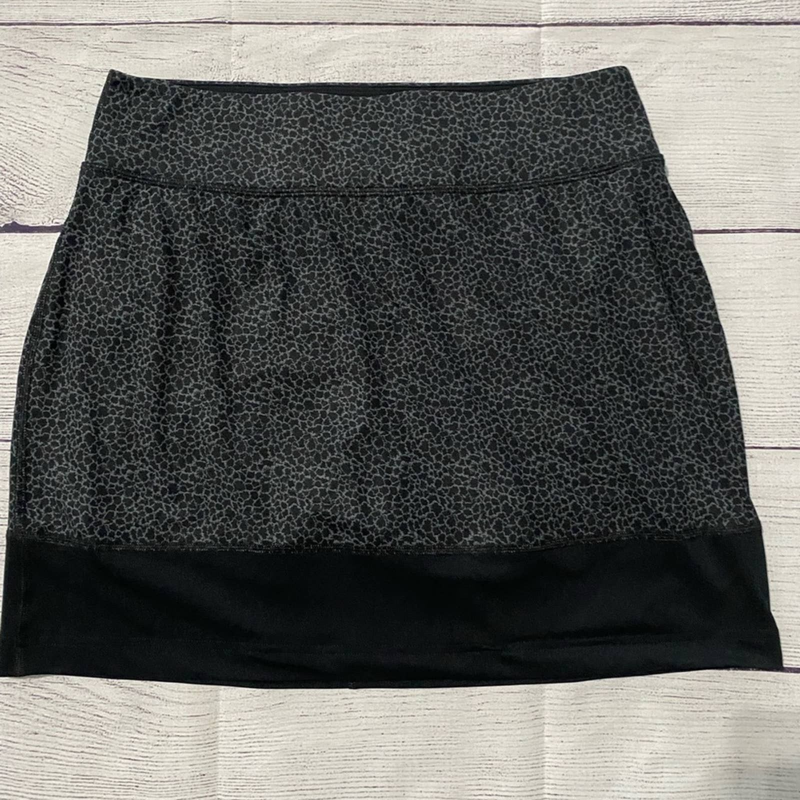 Columbia Columbia skirt with shorts attached Size 30" / US 8 / IT 44 - 2 Thumbnail