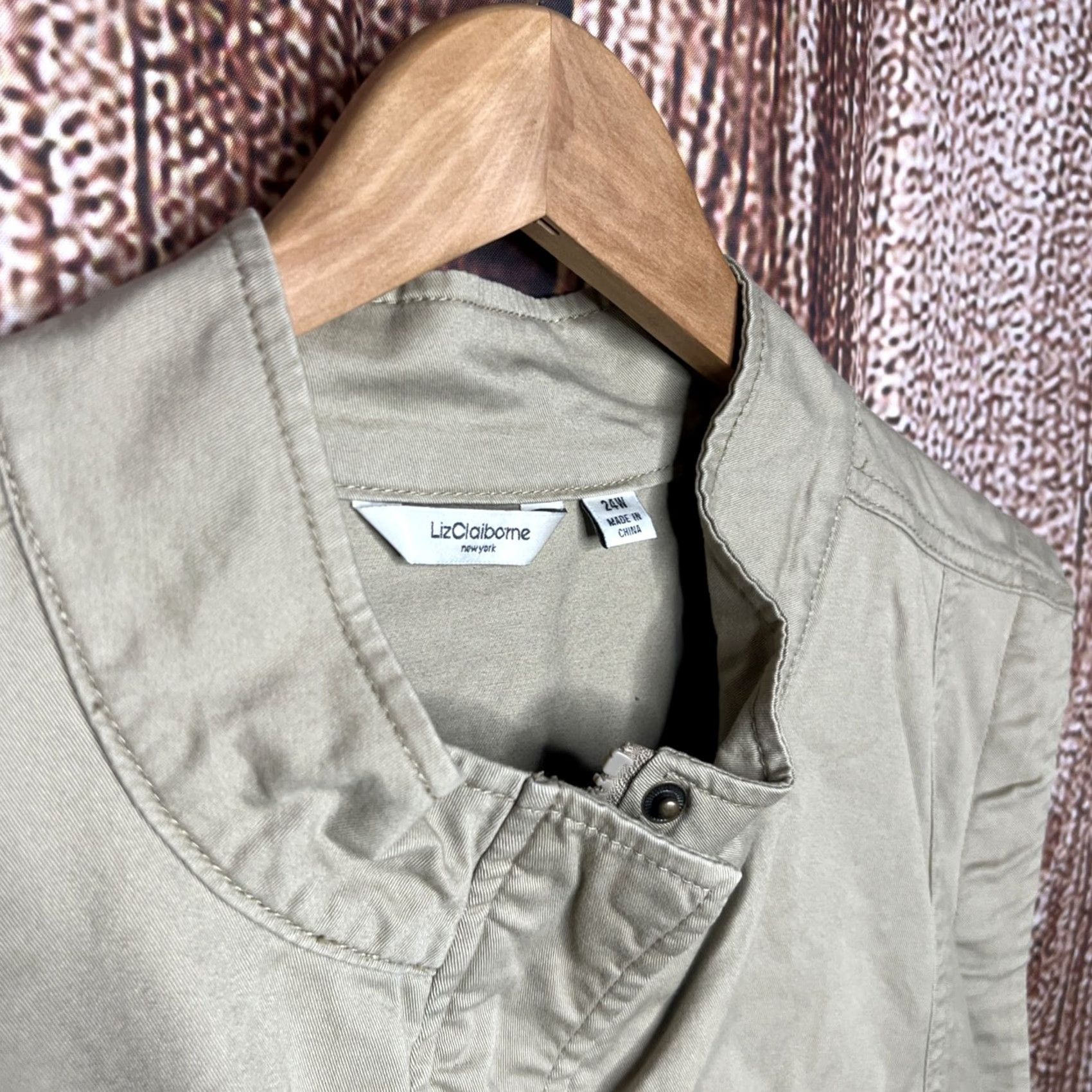Liz Claiborne Liz Claiborne Vest Shirt Womens 24W Beige Tan Pocket Cinched Zip Up Utility Vest Size 4XL / US 24-26 - 2 Thumbnail