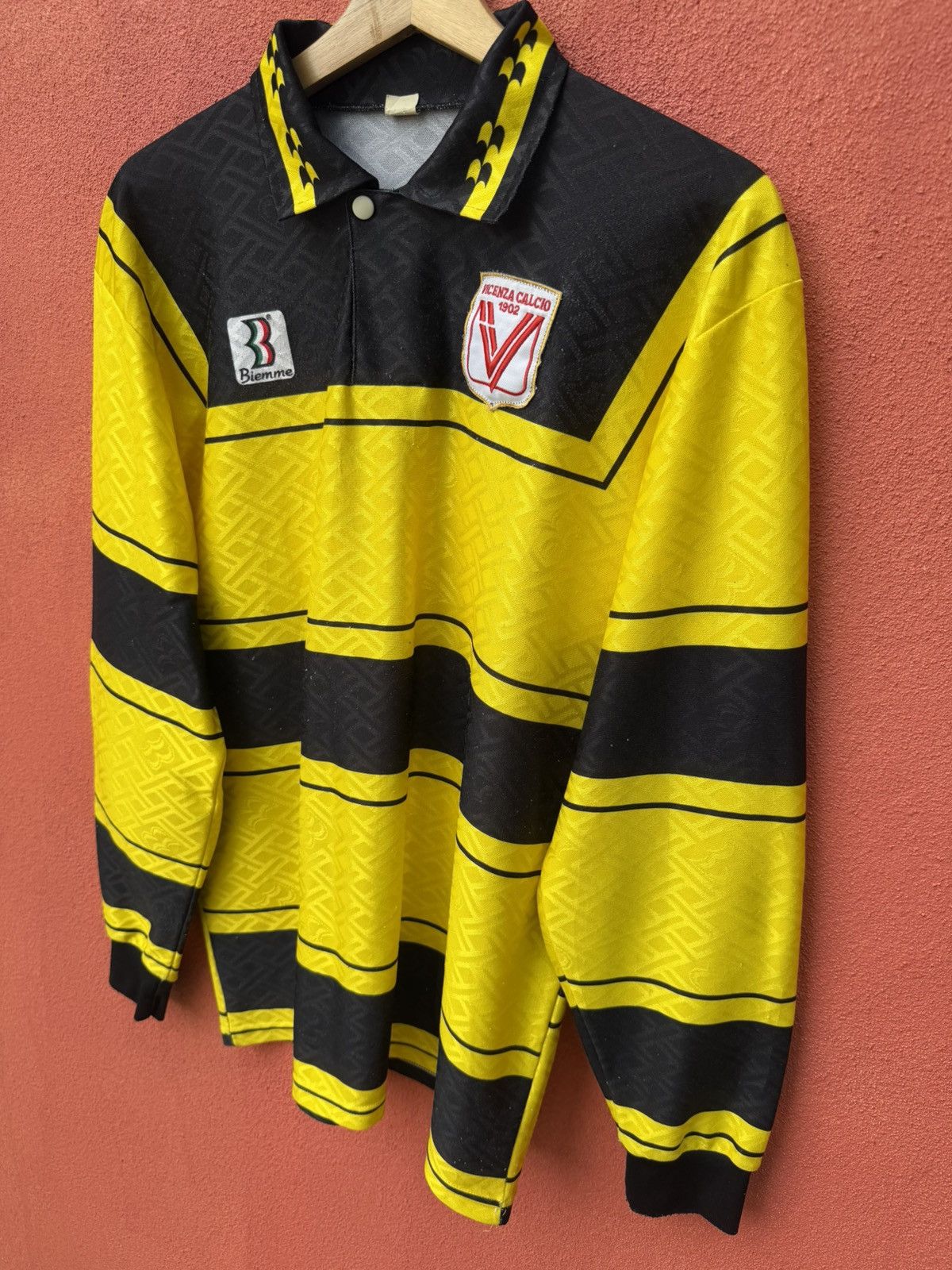 Other Vintage Vicenza Calcio Size US L / EU 52-54 / 3 - 2 Thumbnail