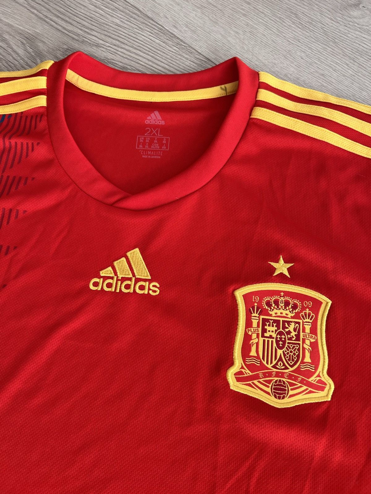 Vintage Adidas 2018 Spain Home Soccer Kit Jersey Size US XXL / EU 58 / 5 - 3 Thumbnail
