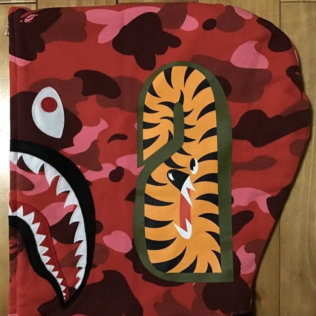 Bape × Nigo 2007 🔥NFS limited🔥 BAPE camo shark full zip hoodie Size US M / EU 48-50 / 2 - 5 Thumbnail