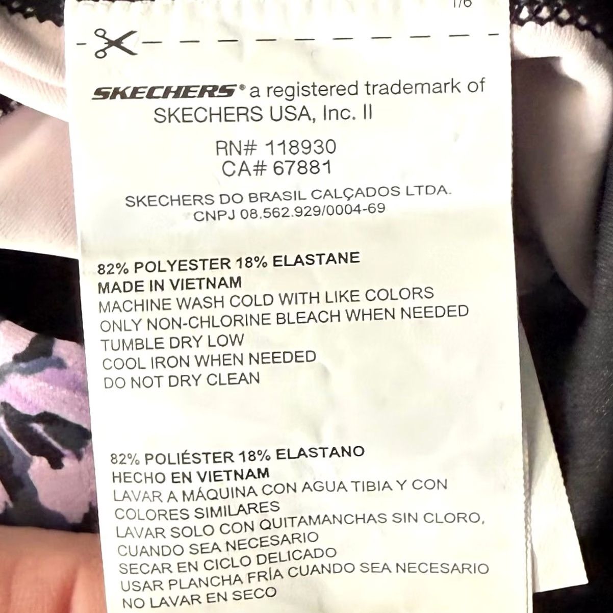 SKECHERS Skechers GO WALK Capri Leggings Black Purple Floral Pockets Yoga Gym Fitness Women S Capris Size 28" / US 6 / IT 42 - 3 Thumbnail