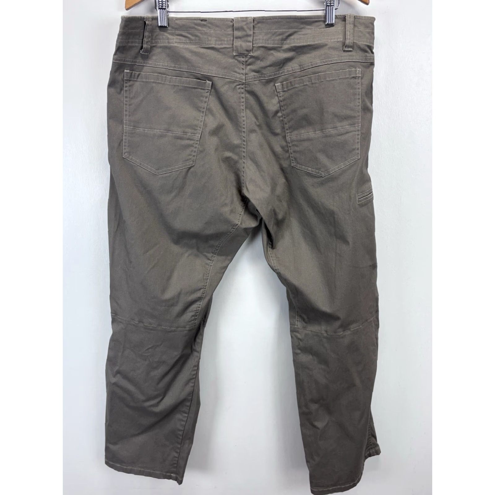 Vintage Kuhl Slackr Cargo Pants Mens 40x30 Gray Outdoor Hiking Comfort Stretch 5-Pocket Design Size US 40 / EU 56 - 3 Thumbnail