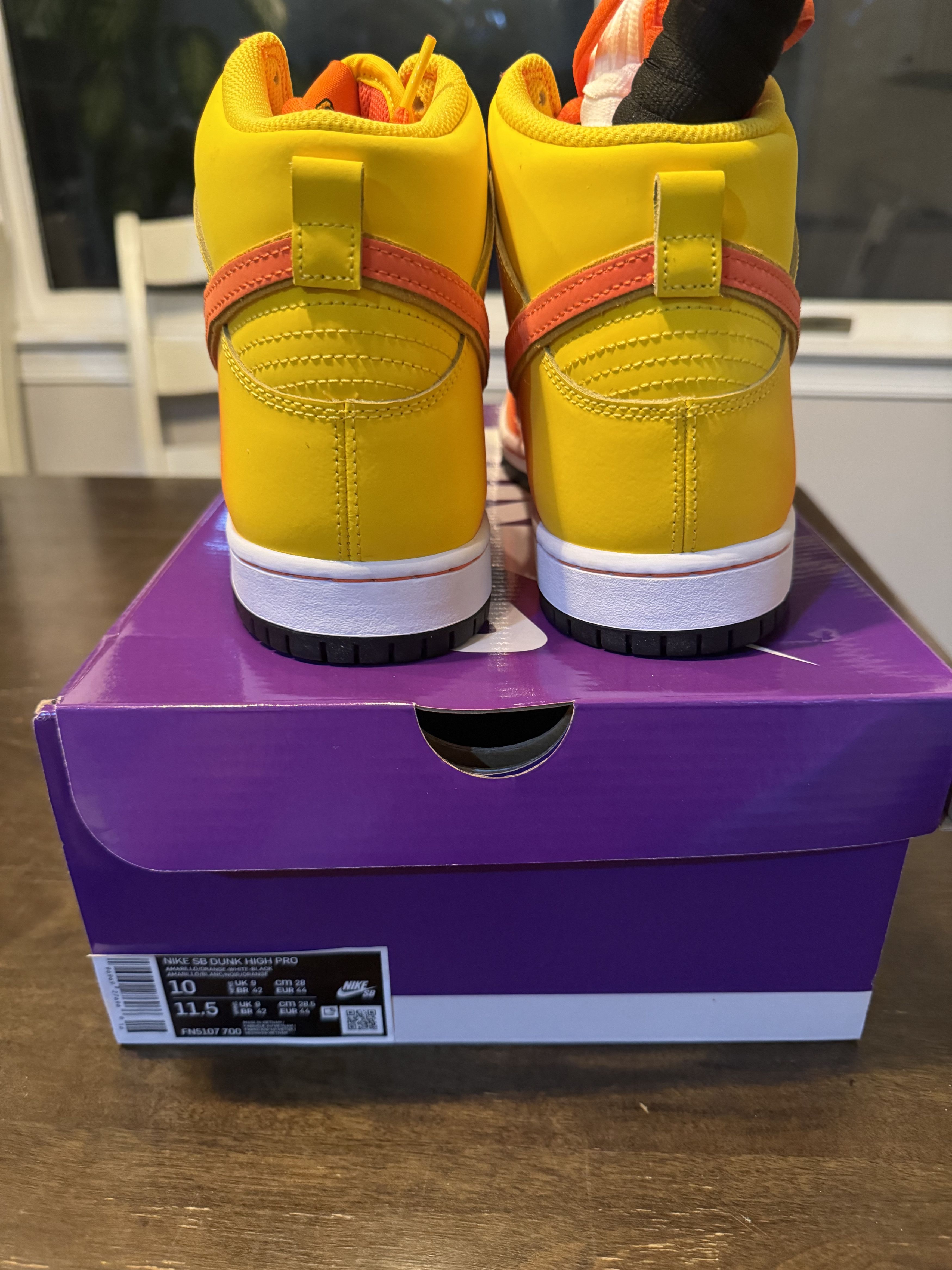 Nike Nike SB Dunk High Sweet Tooth Candy Corn Size US 10 / EU 43 - 3 Thumbnail