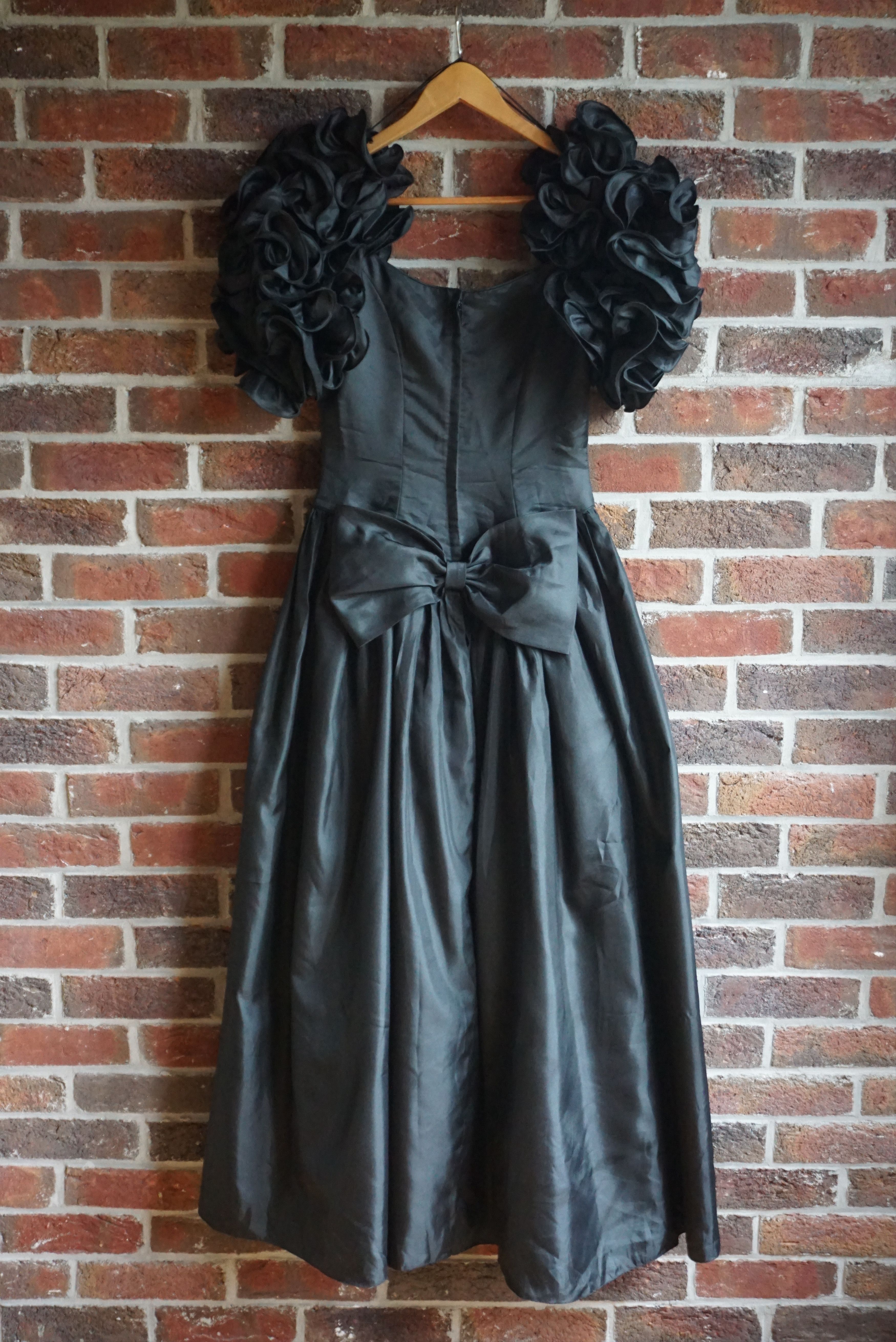 Vintage Ellis 80s long dress gown puff sleeves bow S Small