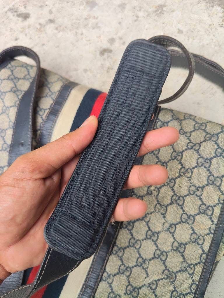 Gucci Authentic GUCCI Large Flap Messenger Bag Beige Navy Blue Size ONE SIZE - 15 Thumbnail