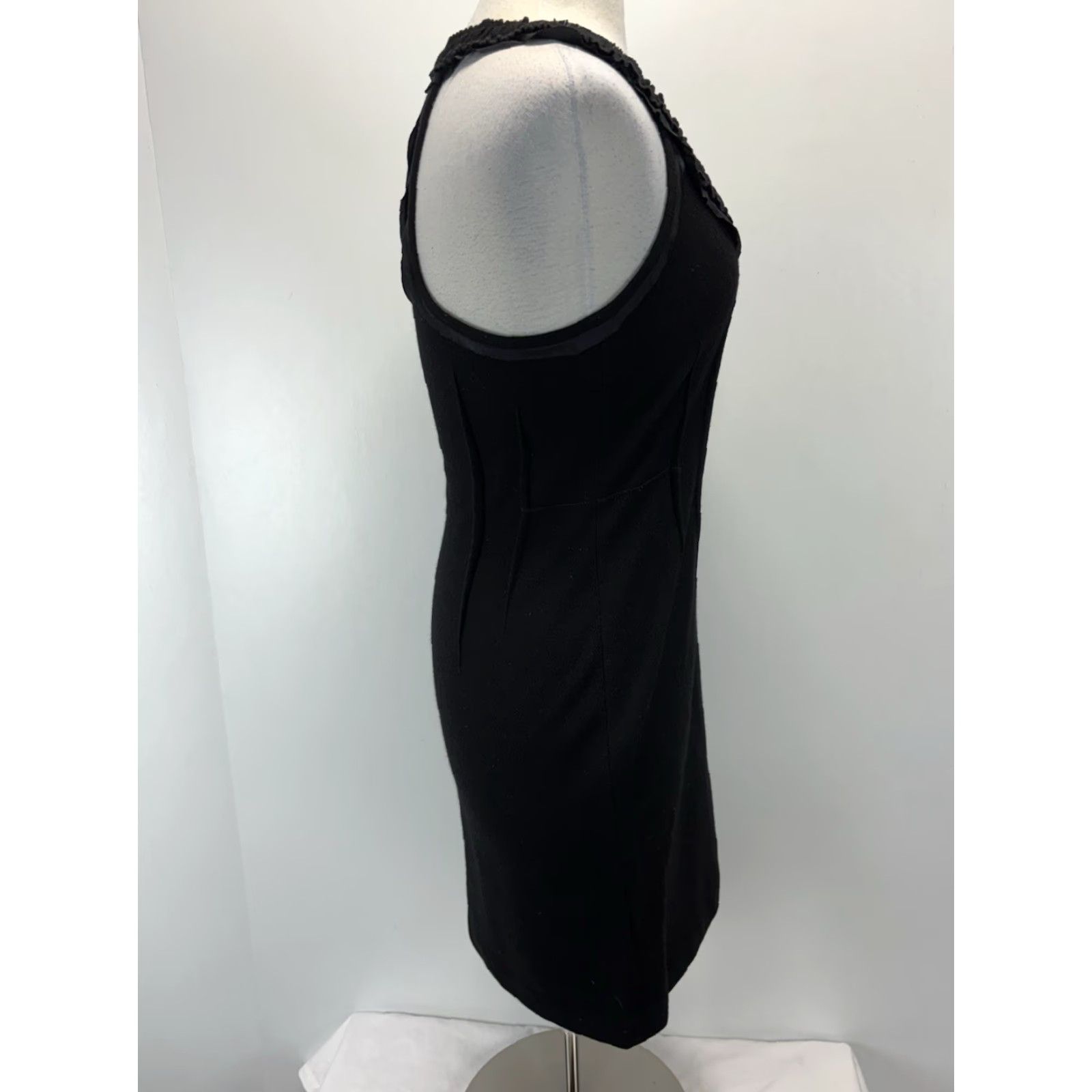 Banana Republic Banana Republic Sheath Dress Sz 6 Black 100% Wool Sleeveless Racerback Classic Business Party/Cocktail Knee Length Womens Size M / US 6-8 / IT 42-44 - 4 Thumbnail