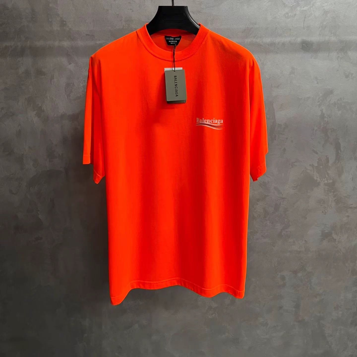 Balenciaga Balenciaga Orange Crewneck Short-Sleeve Tee L Size US XS / EU 42 / 0 - 1 Thumbnail