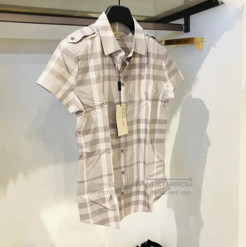 Burberry Burberry Checkered Cotton Short Sleeve Shirt. Size S / US 4 / IT 40 - 2 Thumbnail