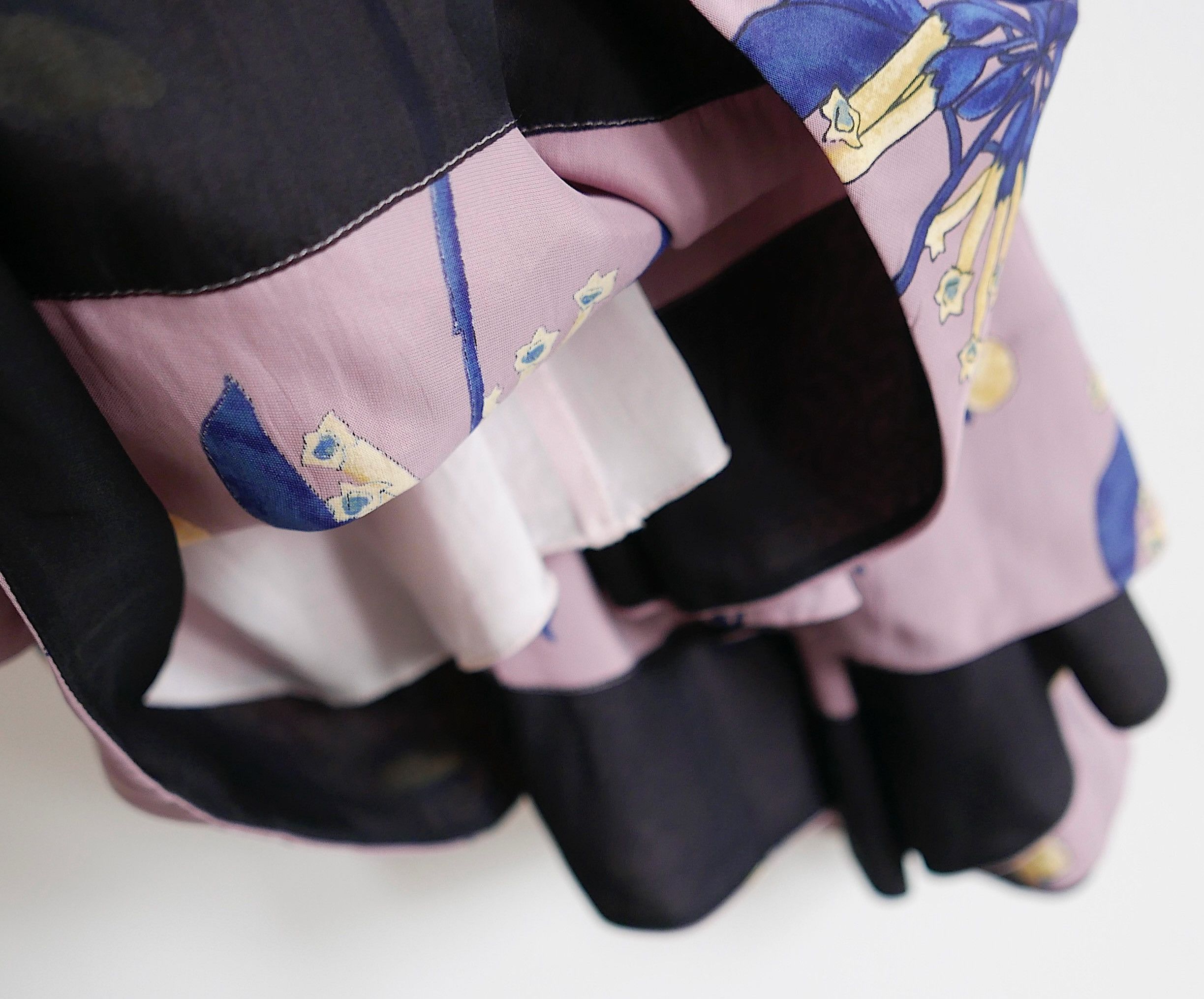Prada Prada Resort 2008 Honeysuckle Print One Sleeve Dress Size XS / US 0-2 / IT 36-38 - 3 Thumbnail