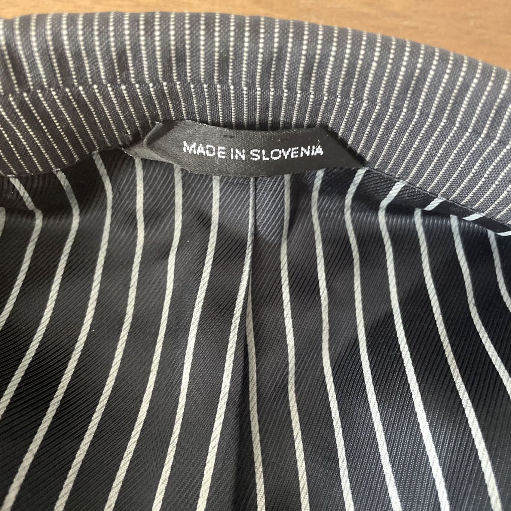Hugo Boss HUGO BOSS Blazer Sport Jacket Wool 42R Men Black Striped 100% Wool Business Casual Formal Party/Cocktail Luxury Designer Jacket/Coat Size 42R - 7 Thumbnail