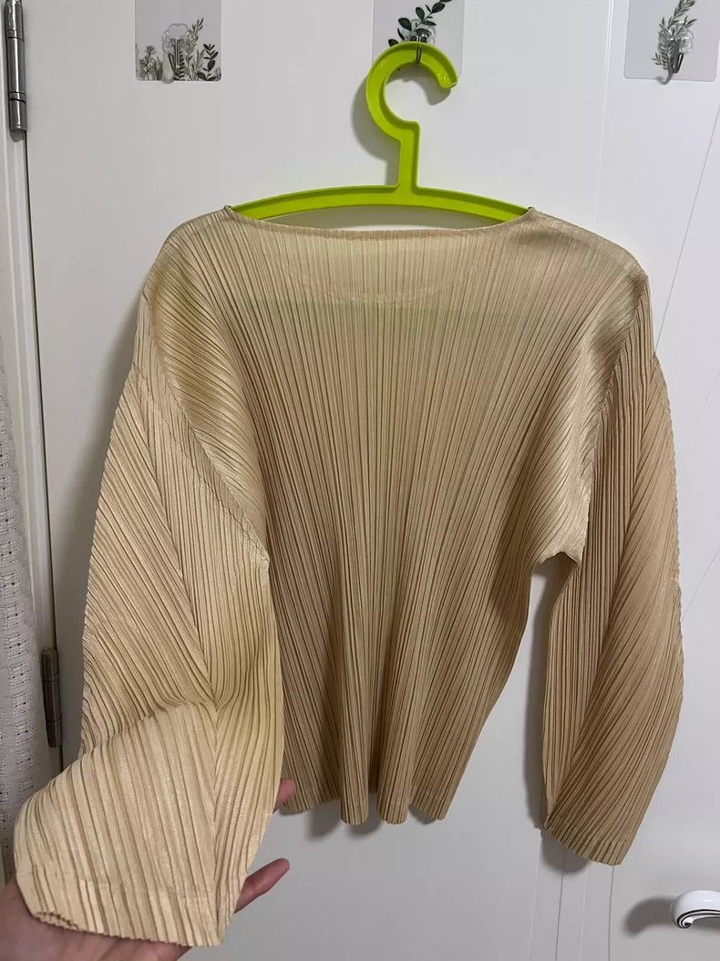 Issey Miyake Issey Miyake size:3 Yellow pleated long-sleeved shirt Size L / US 10 / IT 46 - 2 Thumbnail