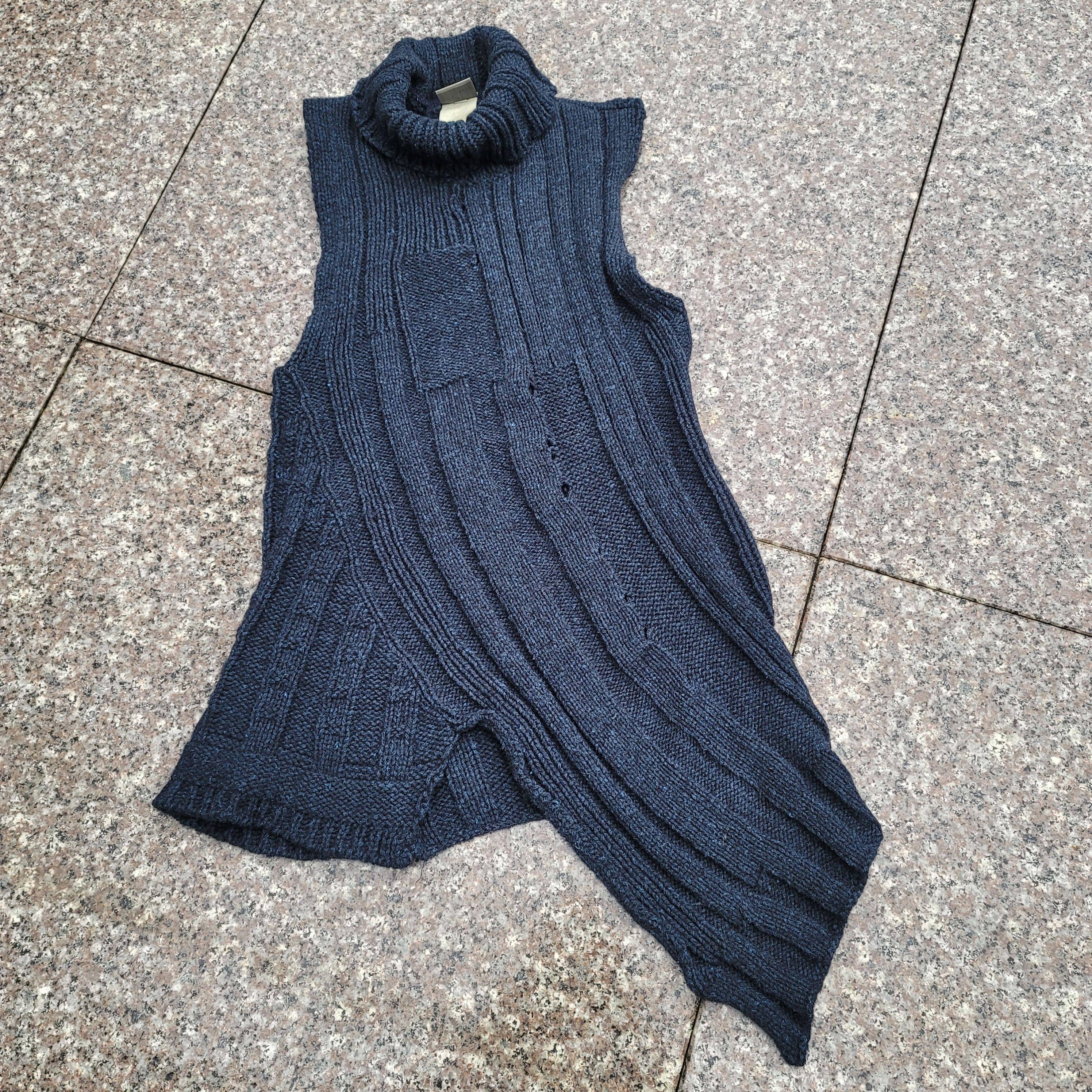 Other Lilith asymmrical turtleneck sweater Size M / US 6-8 / IT 42-44 - 1 Thumbnail
