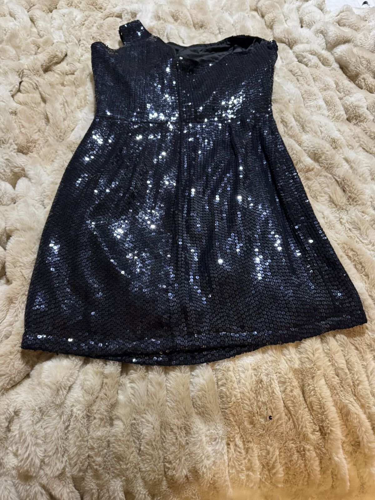 Parker Parker One Shoulder Sequin cocktail dress Size M / US 6-8 / IT 42-44 - 2 Thumbnail