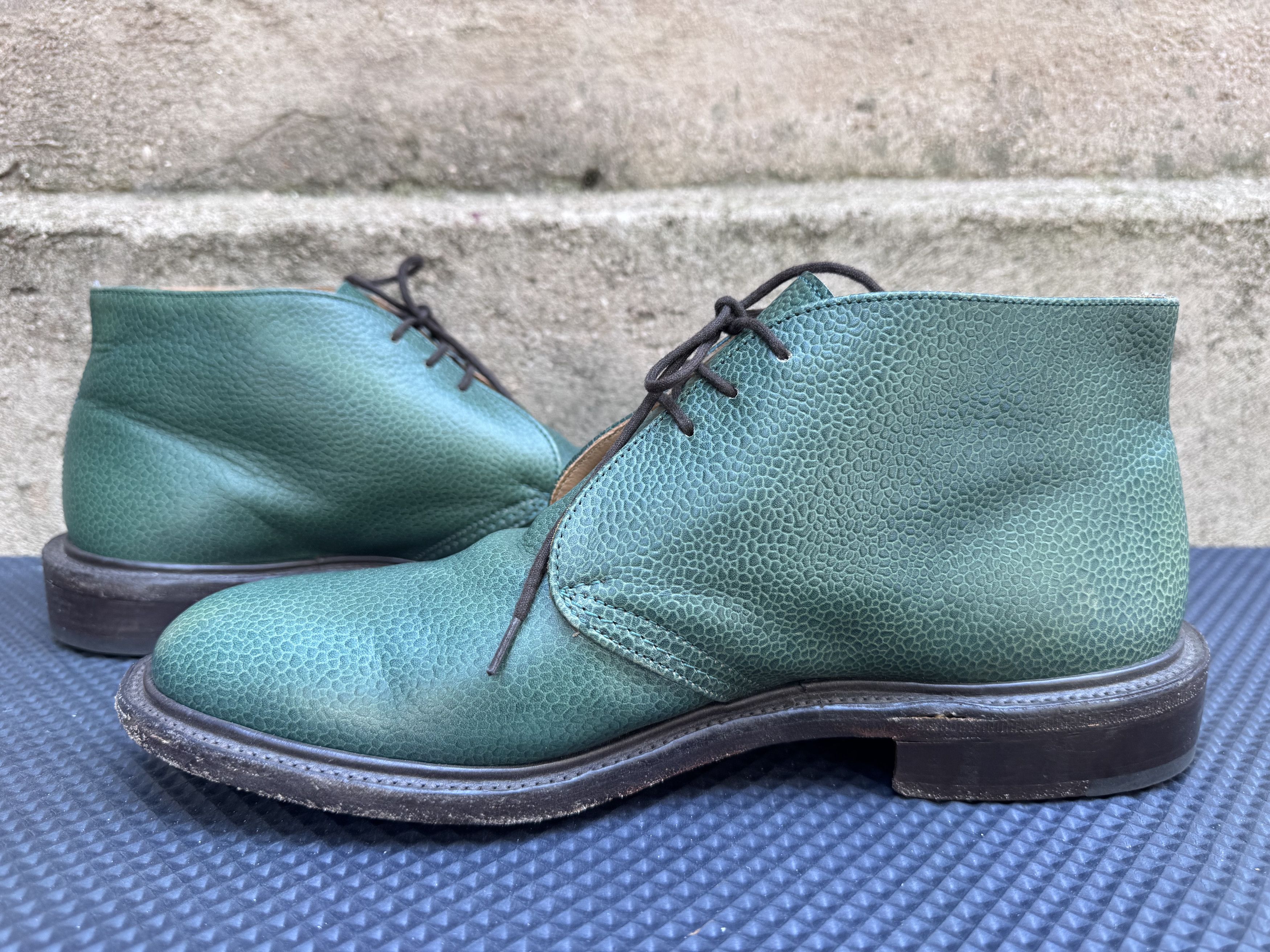 Tricker's Trickers ALDO Chukka Pebble Grain Green Leather Size US 9.5 / EU 42-43 - 8 Thumbnail