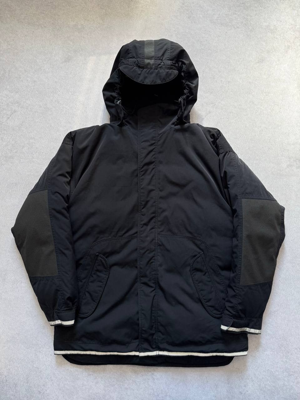 Armani Vintage Armani Jeans Oversized Down Puffer Jacket with Hood Size US M / EU 48-50 / 2 - 1 Thumbnail