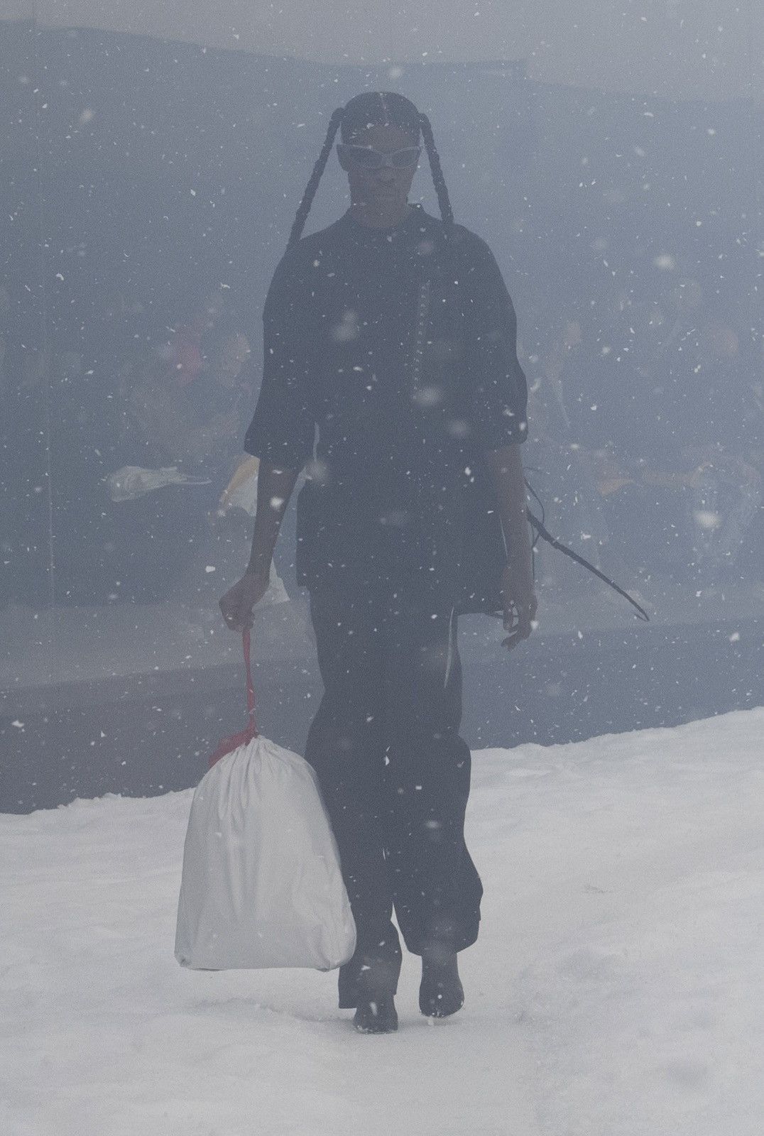 Balenciaga Balenciaga AW22 Leather Trash Bag white Size ONE SIZE - 2 Thumbnail