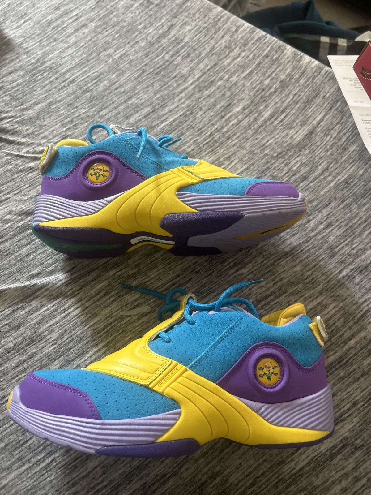 Icecream × Reebok Reebok ANSWER V MU ICE CREAM Size US 9.5 / EU 42-43 - 10 Thumbnail