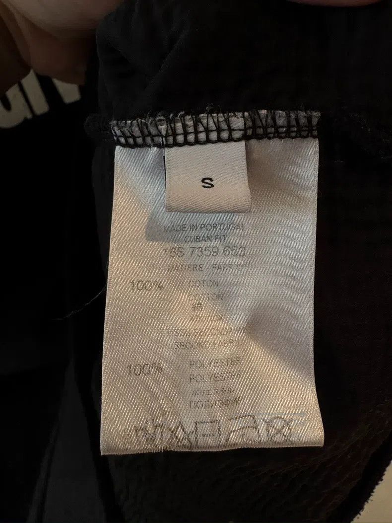 Givenchy Givenchy Classic Black Large Hole Letter Logo Hoodie Size Size US S / EU 44-46 / 1 - 4 Thumbnail