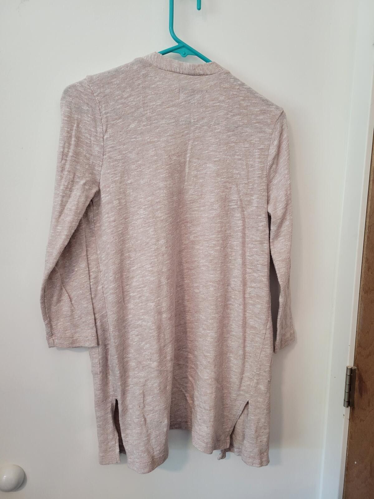 Old Navy Old Navy Women's Long Pink Cardigan Sweater Size L (10-12) Size L / US 10 / IT 46 - 2 Thumbnail