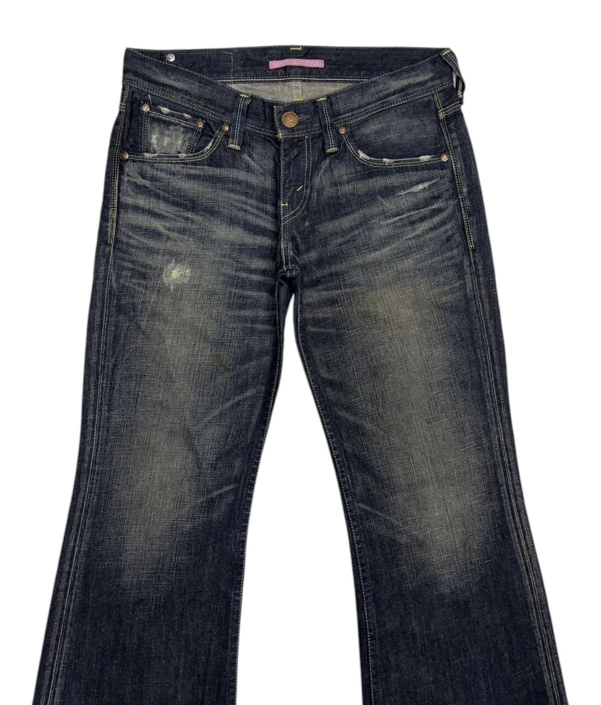 If Six Was Nine FLARE💥LEVIS LADY STYLE FLARED JEANS DISTRESSED DENIM Size 31" - 5 Thumbnail