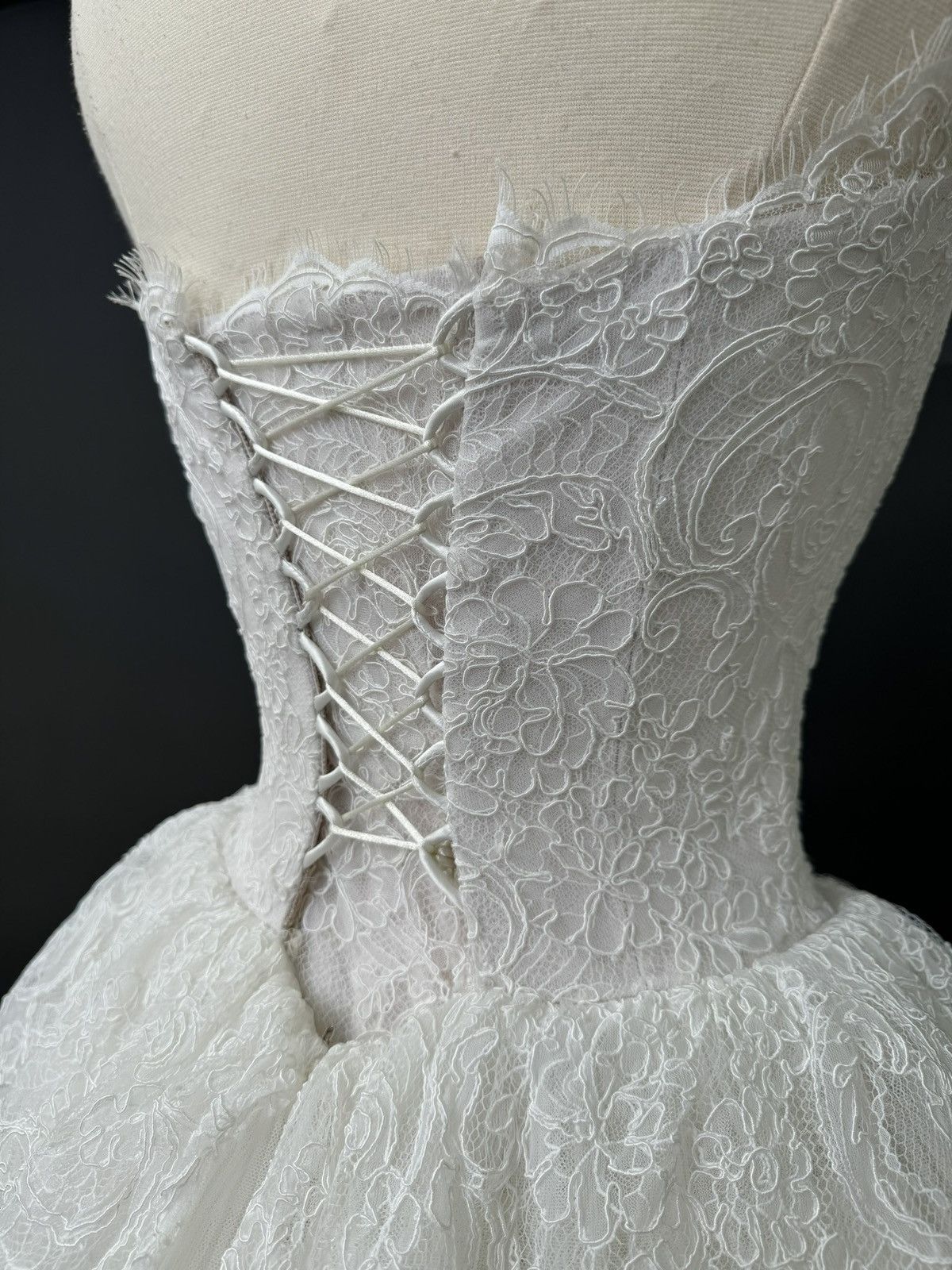 Other Preloved US 2-8 Custom Anna Augusta Bridal Gown Size M / US 6-8 / IT 42-44 - 6 Thumbnail