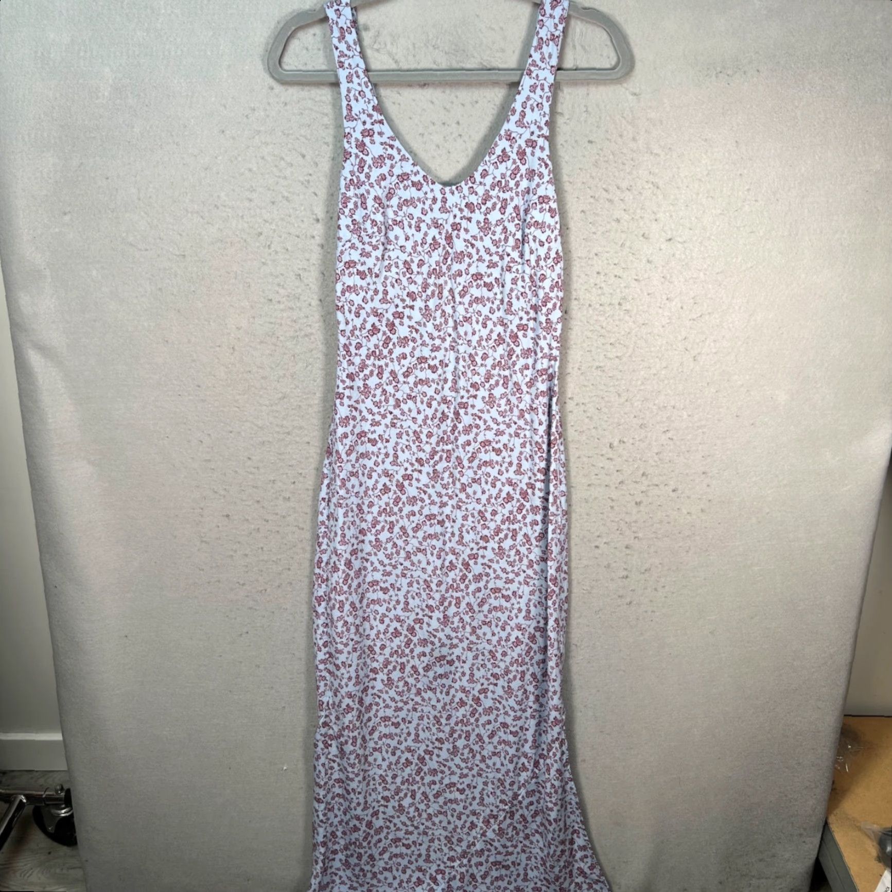 Vintage Faithfull The Brand Womens Maxi Dress Floral Sleeveless V-Neck Light Blue & Red 4 Adult Womens 4 Blue Floral Summer Spring Casual Size S / US 4 / IT 40 - 2 Thumbnail