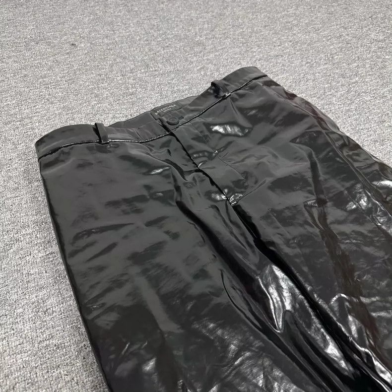 Balenciaga Balenciaga size M Black pleated coated trousers Size US 27 - 4 Thumbnail