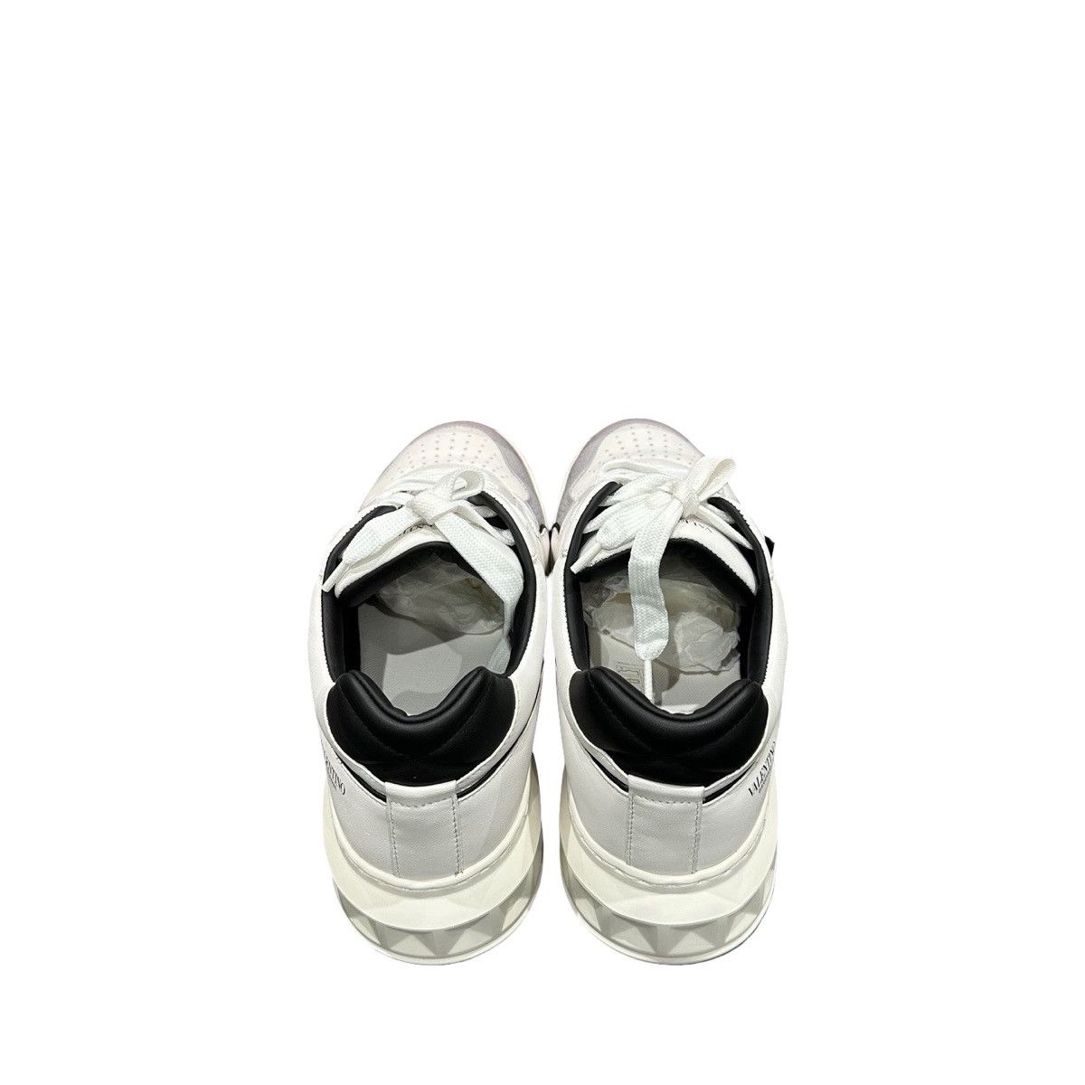 Valentino Valentino Garavani One Stud calfskin low-top sneakers Size US 11 / EU 44 - 3 Thumbnail